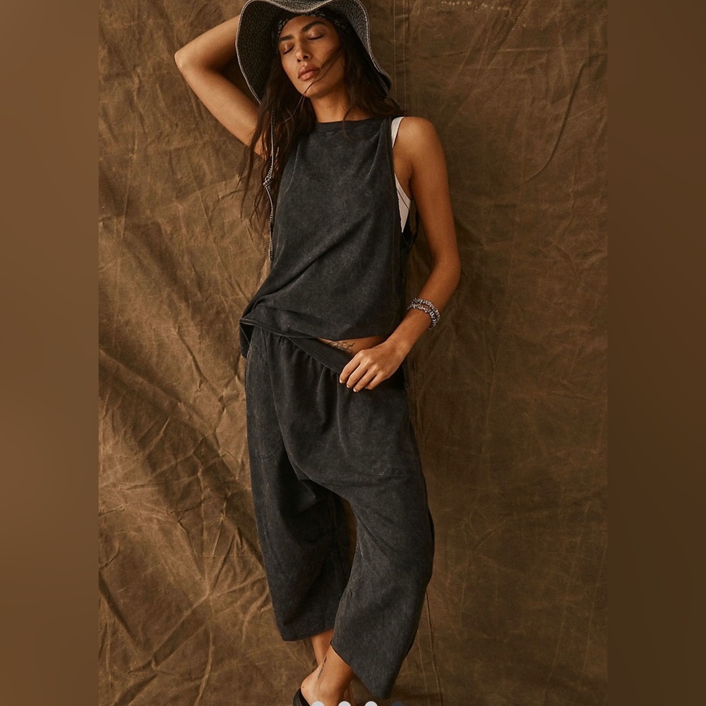 NWT Free people Hot shot relaxed set